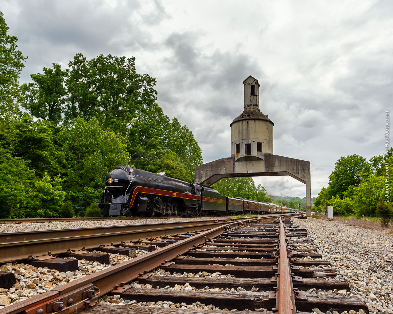 The last remaining Coaling Tower over the route from Roanoke to Christiansburg, Vicker was a popular photo location this weekend.