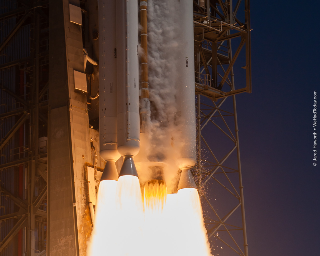The five AJ-60A solid rocket boosters add their extreme kick to the RD-180 main engine to deliver the heaviest payloads to orbit.