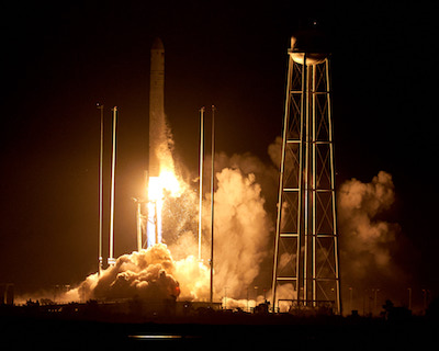 Antares / Cygnus OA-9 Launch